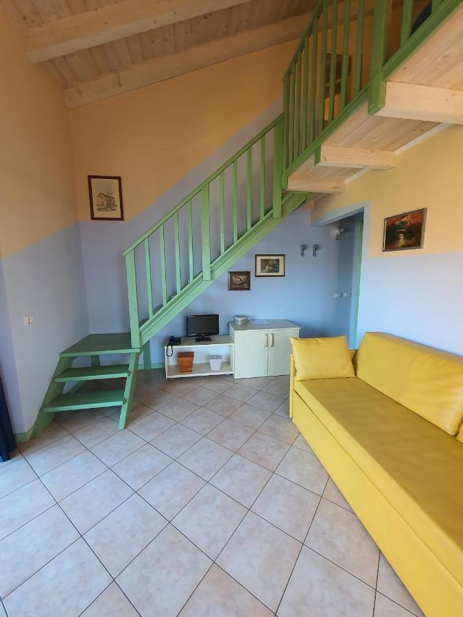 Residence Oasi Del Viandante Lake Como Eksteriør billede